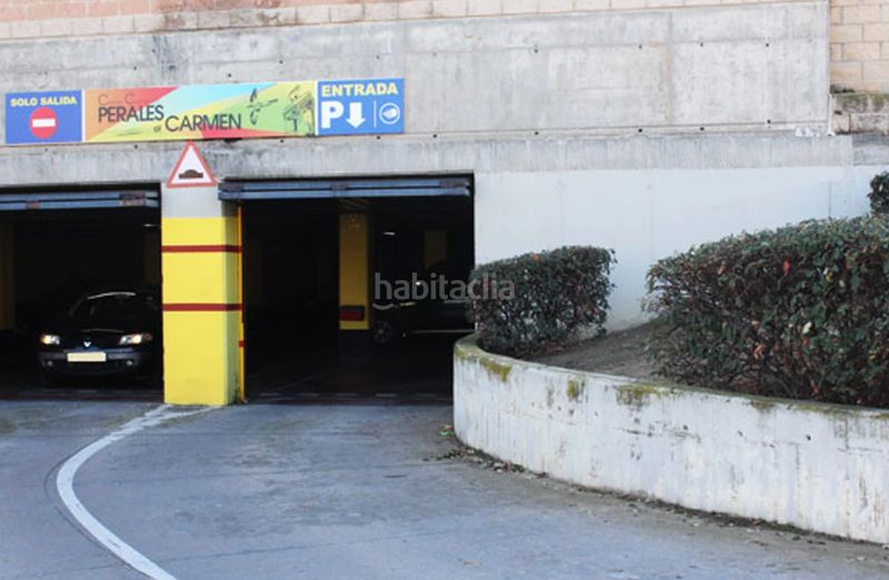 Foto 314b9f48-e9bb-4cea-bfcf-04636b18e00d. Aparcament cotxe a Perales del Río Getafe