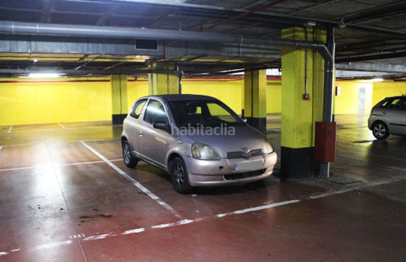 Foto a1534ea8-17ee-4306-bf0f-4a7239d31192. Aparcament cotxe a Perales del Río Getafe