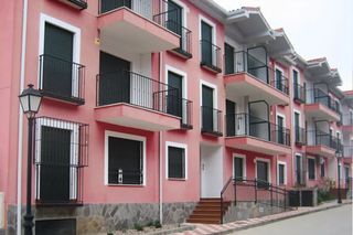 Autoparkplatz  Calle de los condes de oropesa. Calle de los condes de oropesa -1 2 45610 navalcán