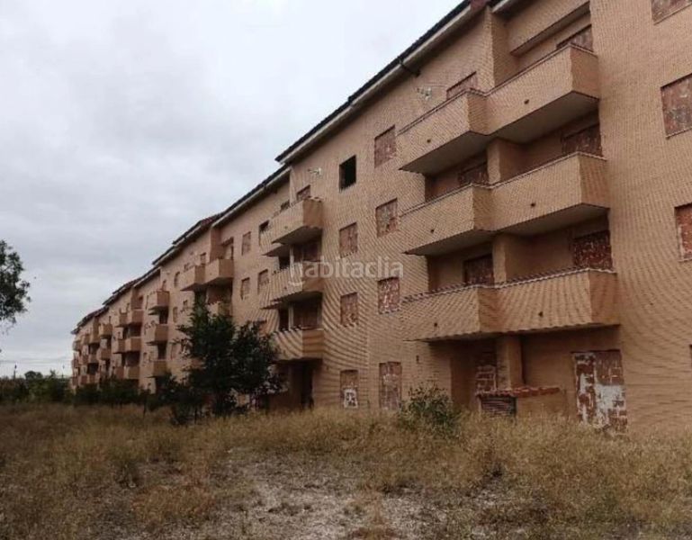 Foto b28d0787-4134-4097-90e3-59836fdcb915. Edificio in Valdepeñas