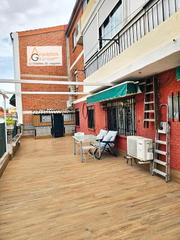 Pis en Villaverde Alto. 2 dormitorios con terraza de 54m2, ascensor, junto al metro y re