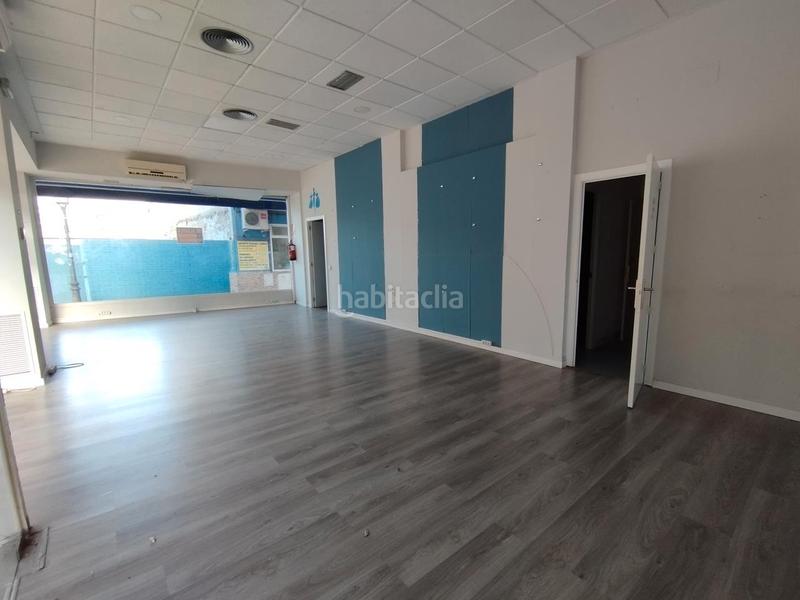 Foto ce4fedaa-7f7d-48eb-af93-5776701885dd. Alquiler local comercial local muy luminoso en el centro en Leganés