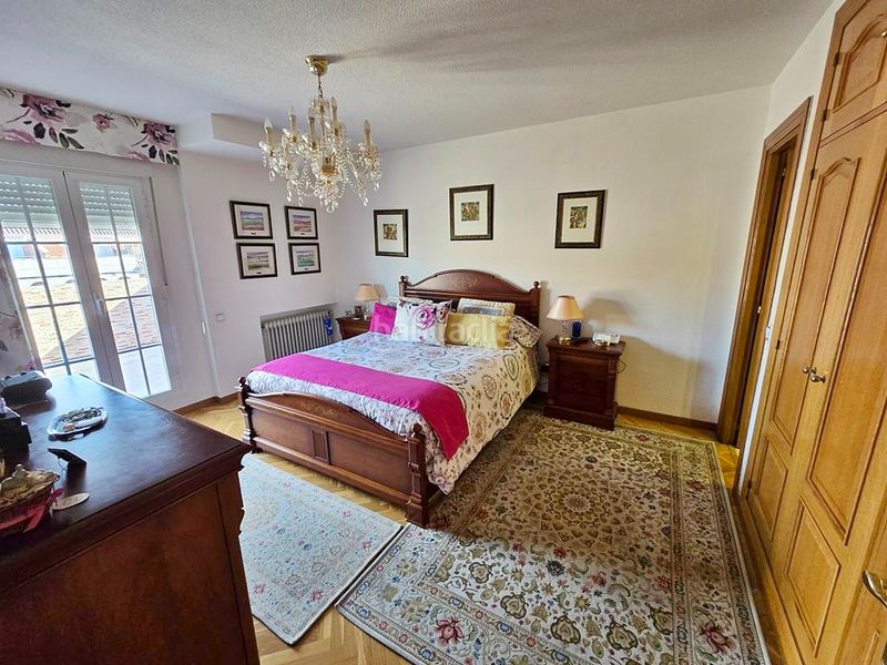 Foto 21fce8ca-ce01-43db-901e-24f585d06168. Àtic amb calefacció aparcament a Casco Antiguo Leganés