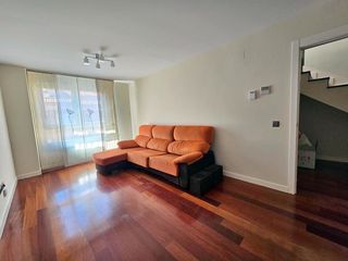 Miete Zweistöckige Wohnung in Casco Antiguo. Dúplex-ático en el casco antiguo de leganés, 3 dormitorios, 2 ba