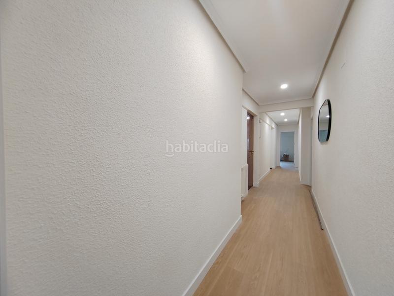 Foto 08db7589-670a-4122-9f97-4a39550b69c1. Miete etagenwohnung mit parking pool in Ventas Madrid