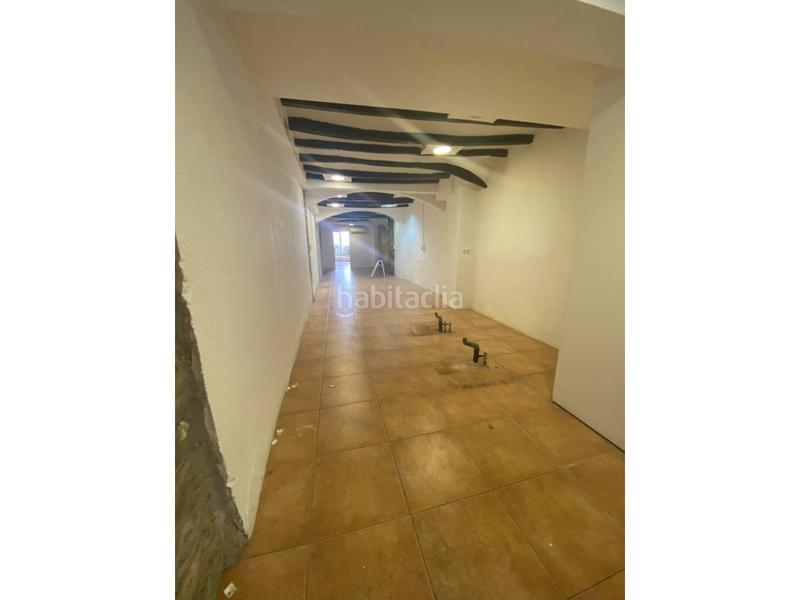 Foto 3fd52ab6-517c-4df2-ad29-4eb7d289c84e. Edificio edifici en venda al centre en Nord Vic