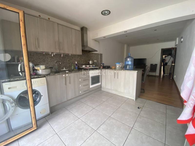 Foto 52c84306-39f1-4b35-9bf8-116608497600. Edificio edifici en venda al centre en Nord Vic