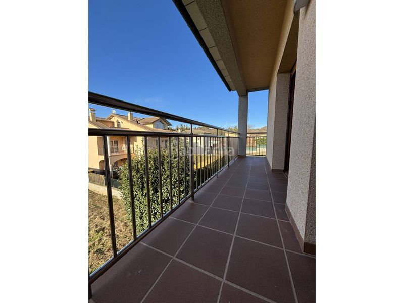 Foto b29ad528-54ca-401d-b66a-845dde69e2e9. Casa amb calefacció aparcament a Perafita