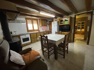 Rent Flat  Calle sta mº de merles. Pis en lloguer a st maria de merles