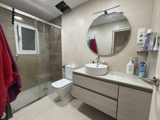 Pis  Calle arc de sant marti. Piso en venta en hortaguinardo, barcelona