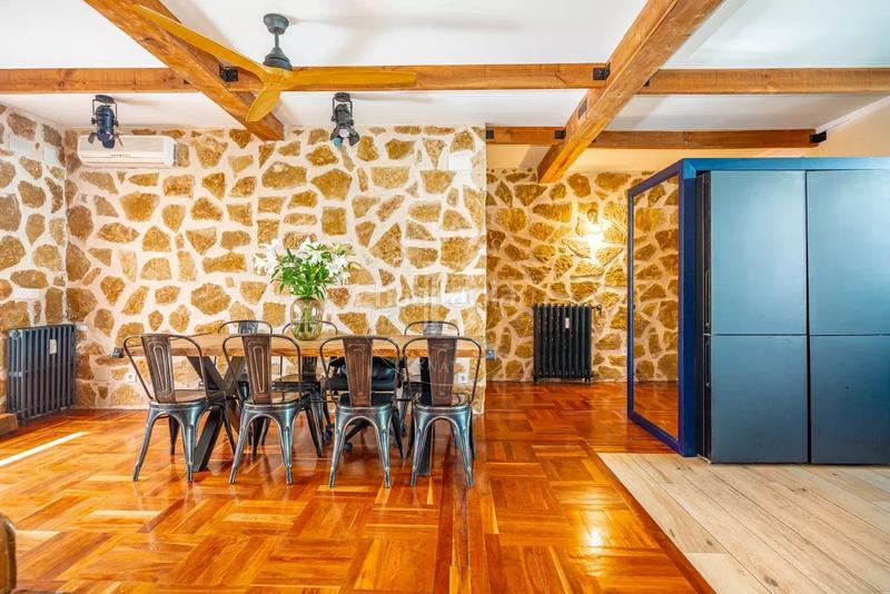 Foto 048d58b9-4aad-40fb-a1e3-72f9aad54c5b. Dachwohnung mit heizung in Guindalera Madrid