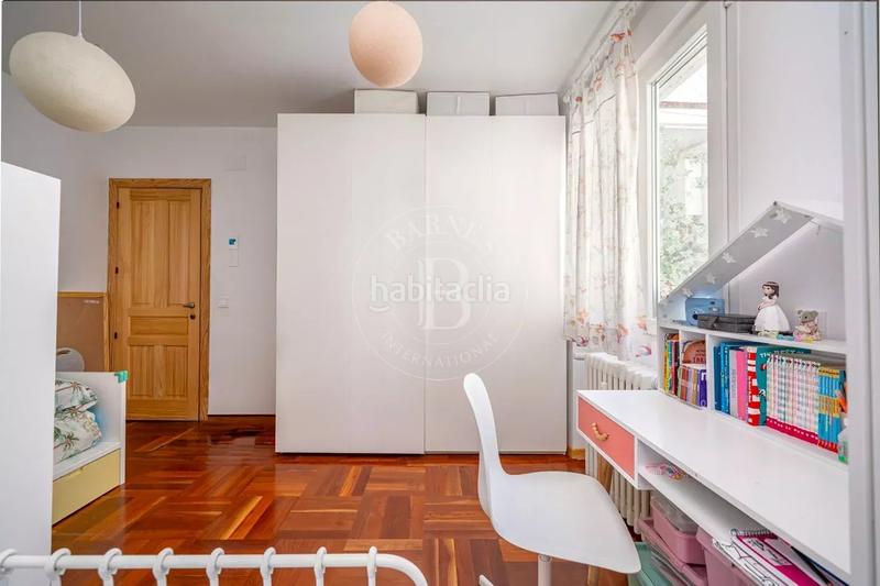 Foto 0c8d2ffb-868b-49a9-a5b9-9460aed28c34. Dachwohnung mit heizung in Guindalera Madrid