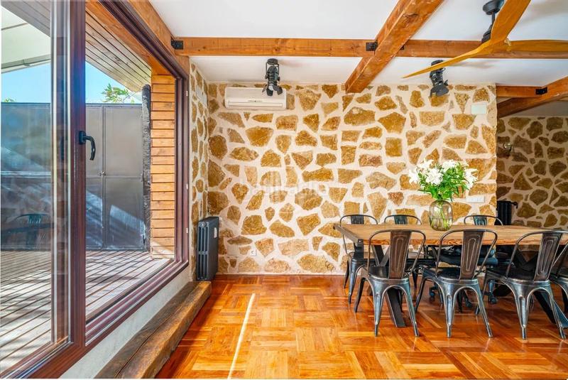 Foto 0d23c01b-06f7-4906-ab5f-a72ba6ac24e9. Dachwohnung mit heizung in Guindalera Madrid