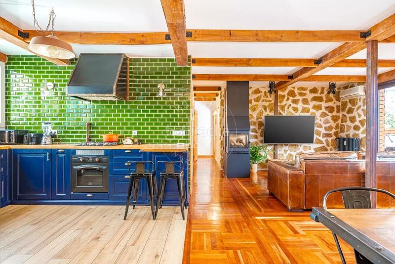 Foto e0fa9cf6-251c-4c92-a787-d133b5327f7c. Dachwohnung mit heizung in Guindalera Madrid