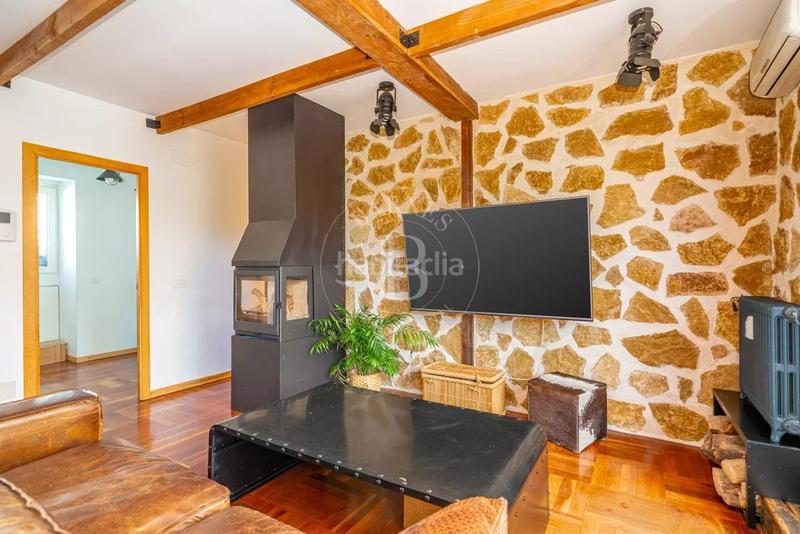 Foto fe317404-7500-4cb2-90be-2373e7c28c70. Dachwohnung mit heizung in Guindalera Madrid