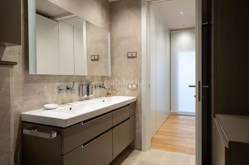 Foto 8db4d41d-21a2-4c12-a325-ae90447b72f3. Rent flat with heating in Sol Madrid