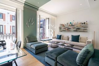Rent Flat in Sol