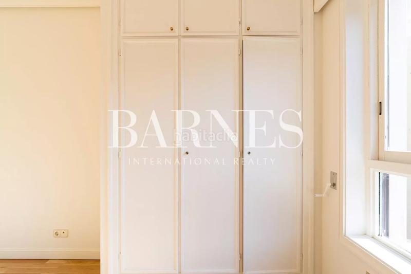 Foto b6fada5e-2172-4927-a126-61a9880782aa. Rent flat with heating parking pool in Almagro Madrid