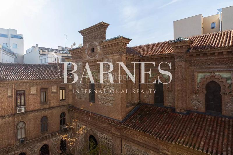 Foto b83de8ac-7e98-4bf6-a2e1-5afc2bce115a. Rent flat with heating parking pool in Almagro Madrid