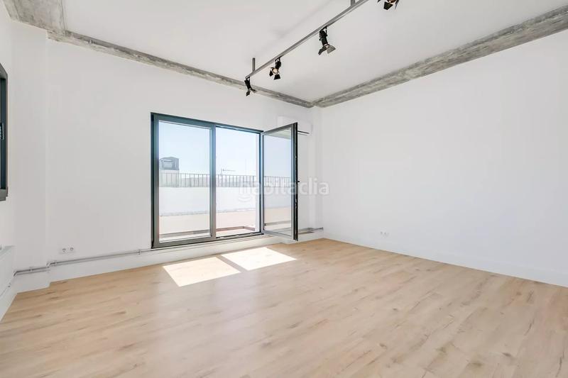 Foto 26634c95-65a6-4a8c-a1cd-e54086a36a47. Attique avec chauffage parking dans Simancas Madrid