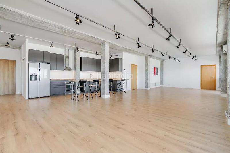 Foto 634fc8e8-6f72-4845-aa44-275f9af5d53e. Attique avec chauffage parking dans Simancas Madrid