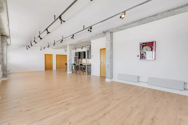 Foto 7716335a-2092-40ba-9d02-1bc8e0cc1060. Attique avec chauffage parking dans Simancas Madrid