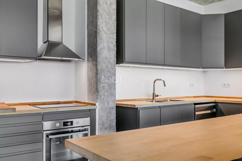 Foto 8d611406-4fd0-41e3-8166-ce19eccbf7e9. Attique avec chauffage parking dans Simancas Madrid