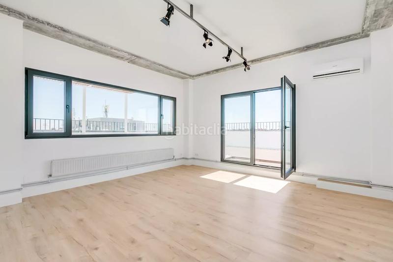 Foto dedee6a7-a76e-45df-88a4-13acce36cd89. Dachwohnung mit heizung parking in Simancas Madrid