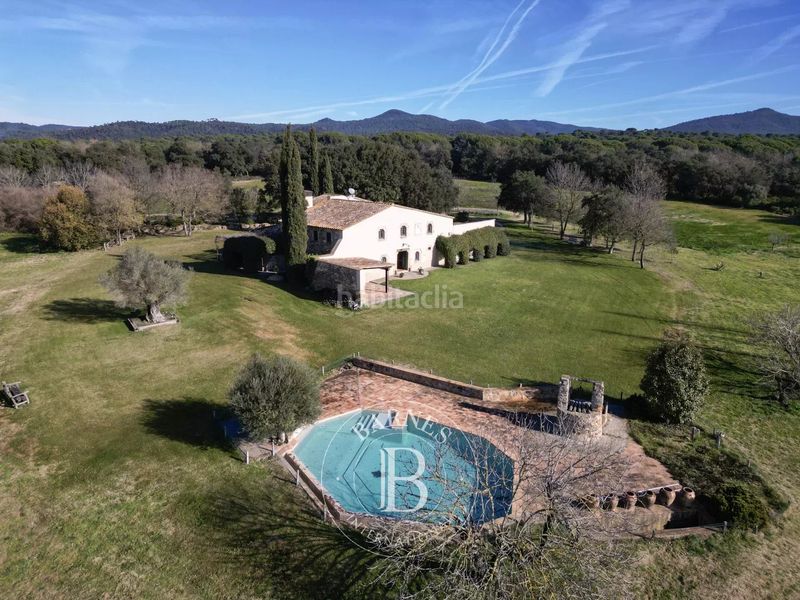 Foto 10f16a67-93d4-4f8a-8daf-87d9489ae097. Country house with heating pool in Cassà de la Selva