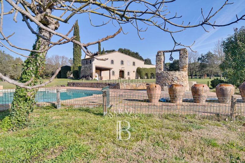 Foto 394a4356-789c-4836-8fa2-94040baf5751. Country house with heating pool in Cassà de la Selva