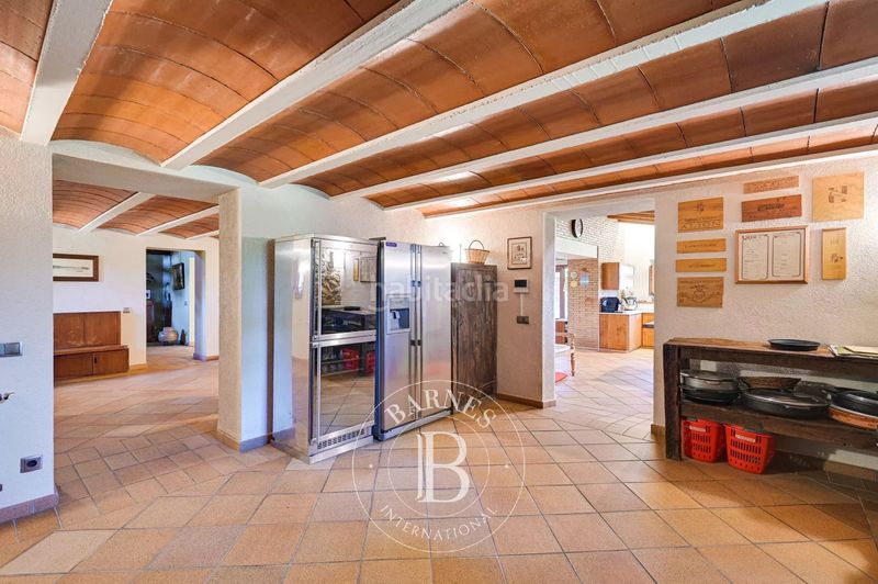 Foto c2db0d98-a79a-44a4-ae74-e1ffb636870f. Country house with heating pool in Cassà de la Selva