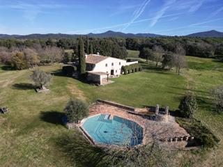 Masia a Cassà de la Selva