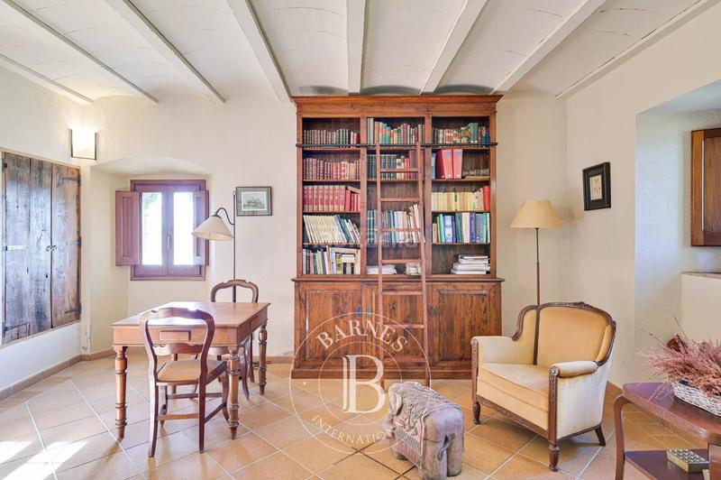 Foto 3f31fce6-ebd5-4849-97c0-0136d99954ef. Masía en Cassà de la Selva