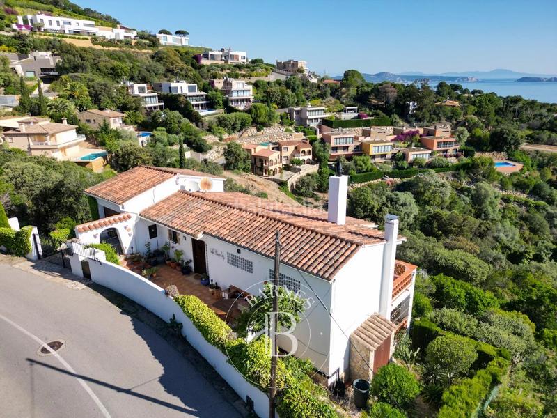 Foto 0b537060-4eb6-4748-b433-bf2cde405b69. Maison avec chauffage parking piscine dans Sa Riera-Sa Fontansa Begur