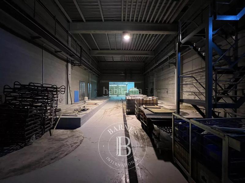 Foto 263d2531-52e7-4498-b1ab-f9f91ee5c1f6. Casale con riscaldamento piscina in Capmany