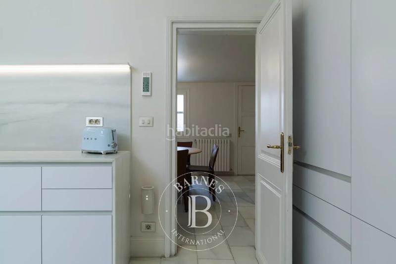 Foto 399f41c3-7dd9-4f59-ba62-f64c11686fbc. Àtic amb calefacció a Dreta de l´Eixample Barcelona