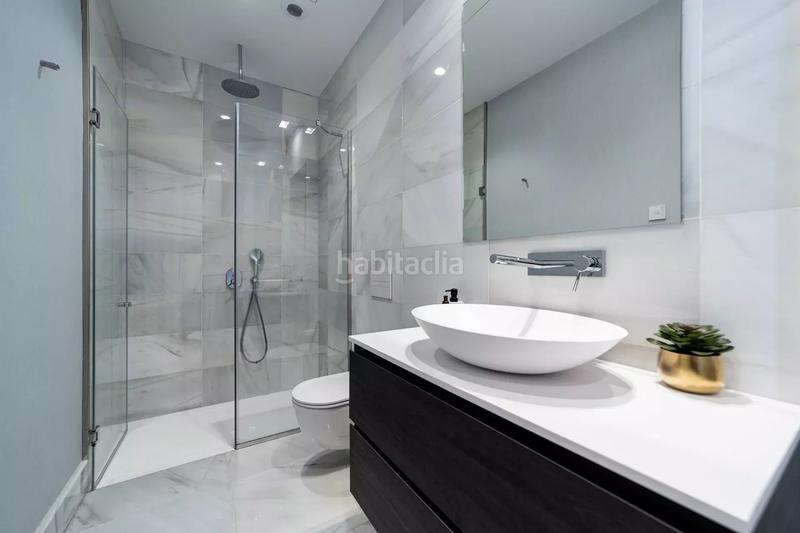 Foto 34c1c874-b930-4bd4-86b9-bb6292937148. Àtic amb calefacció a Cortes-Huertas Madrid