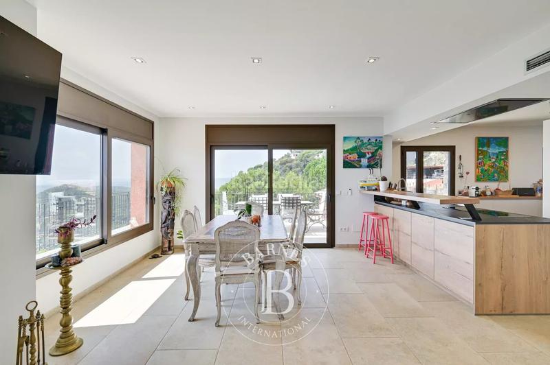 Foto 51d137f8-7f32-4649-8821-98d4e080ce49. Casa en Begur Begur