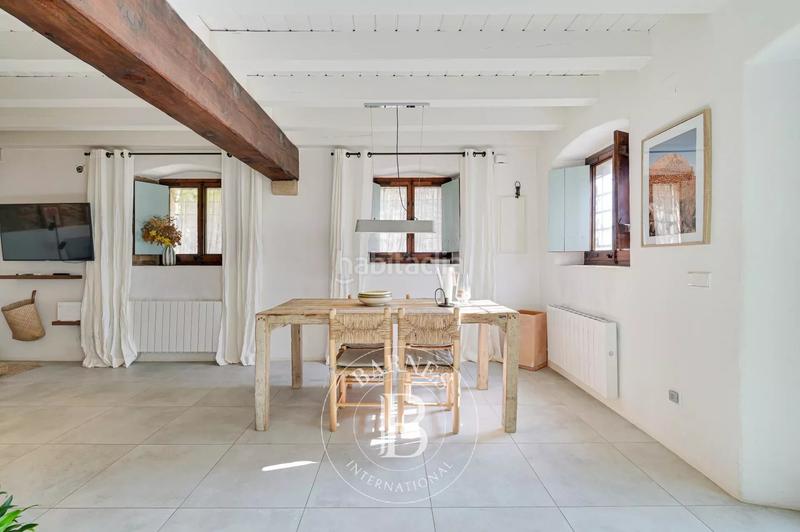 Foto 3e3f1bff-7b5b-4c4a-8976-72e3b91037ac. Masia amb calefacció a Forallac