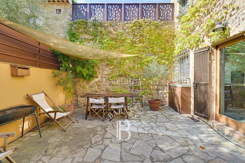 Foto 6463cb98-dec3-4755-bed0-90d428ead071. Masia amb calefacció a Forallac