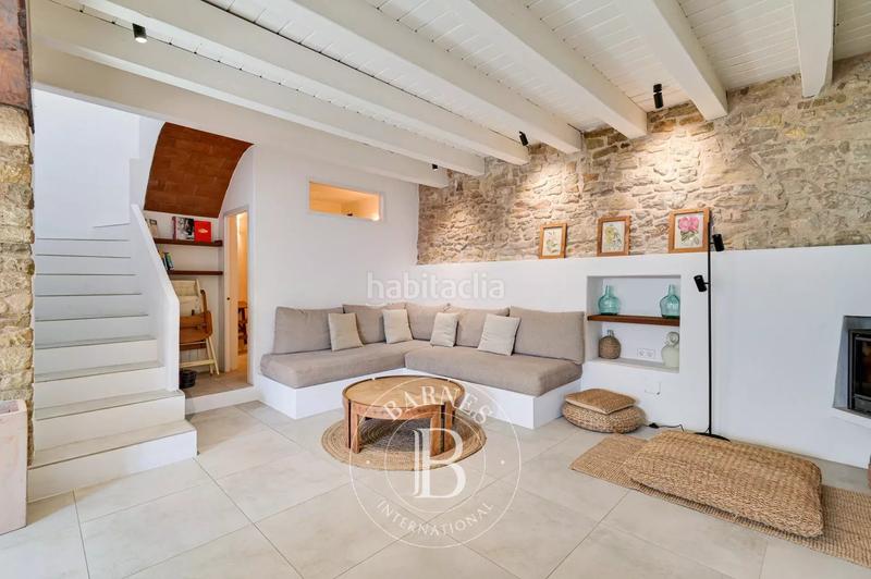 Foto aadcc238-f52f-41d5-8829-6cebaf2ef286. Masia amb calefacció a Forallac