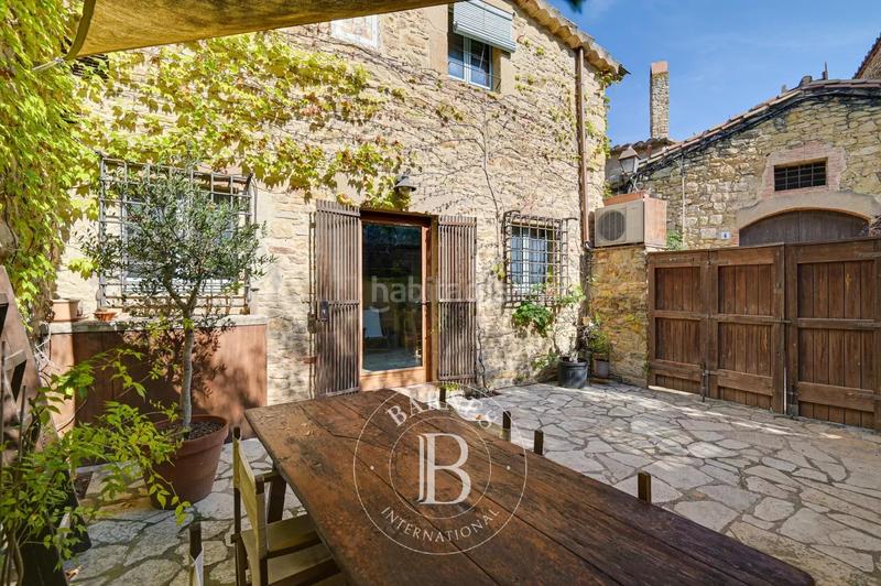 Foto beb32020-9392-4290-8c68-9d1f1c19d572. Masia amb calefacció a Forallac