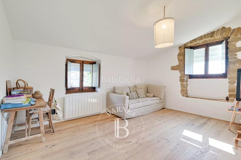 Foto ce312a63-1484-4689-a47b-79d7db09234a. Masia amb calefacció a Forallac