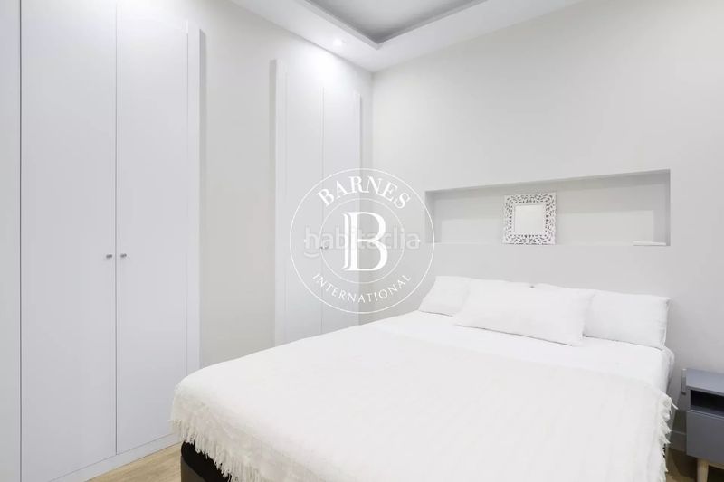Foto 5786a391-64f9-49e7-b830-7c155f750464. Rent flat with heating in Sol Madrid