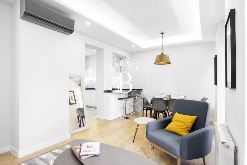 Foto 9c5107b8-9413-4265-b0f9-71b7c0f9f803. Rent flat with heating in Sol Madrid
