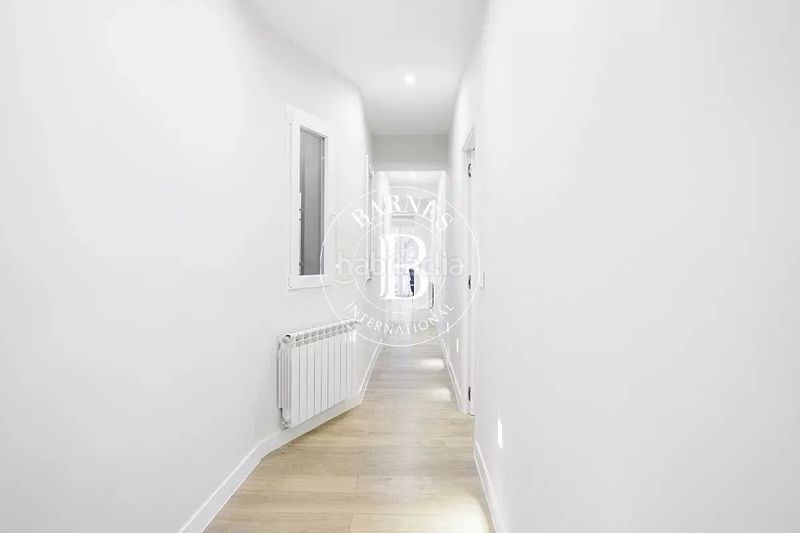 Foto c64cbada-d870-4bc7-bde0-94682e017826. Rent flat with heating in Sol Madrid