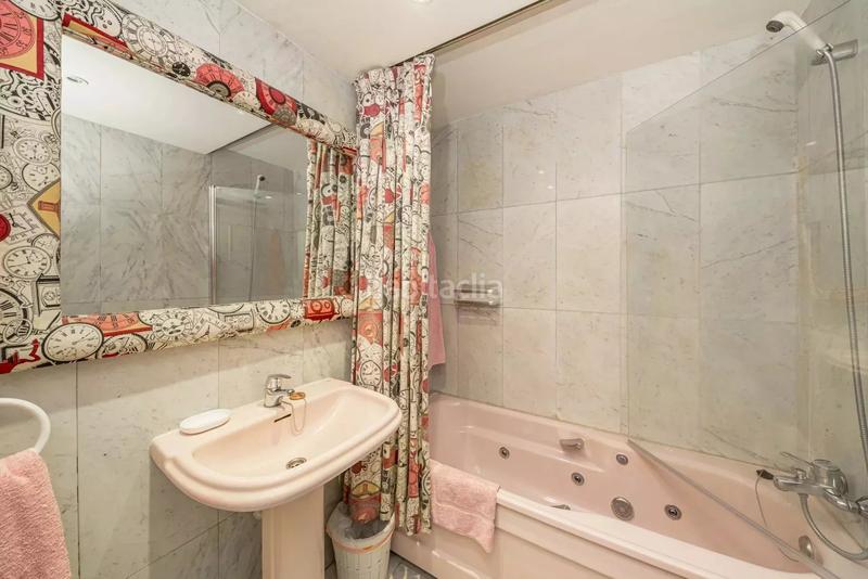 Foto b7bd3728-ab8a-4665-b390-d6932a687caa. Flat with parking in Sol Madrid