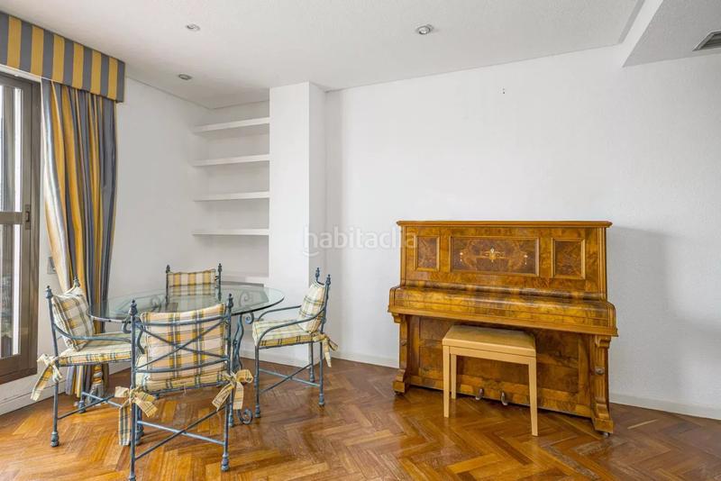 Foto e2b02fb1-e34c-4695-85e6-8bc9cfd3a538. Flat with parking in Sol Madrid