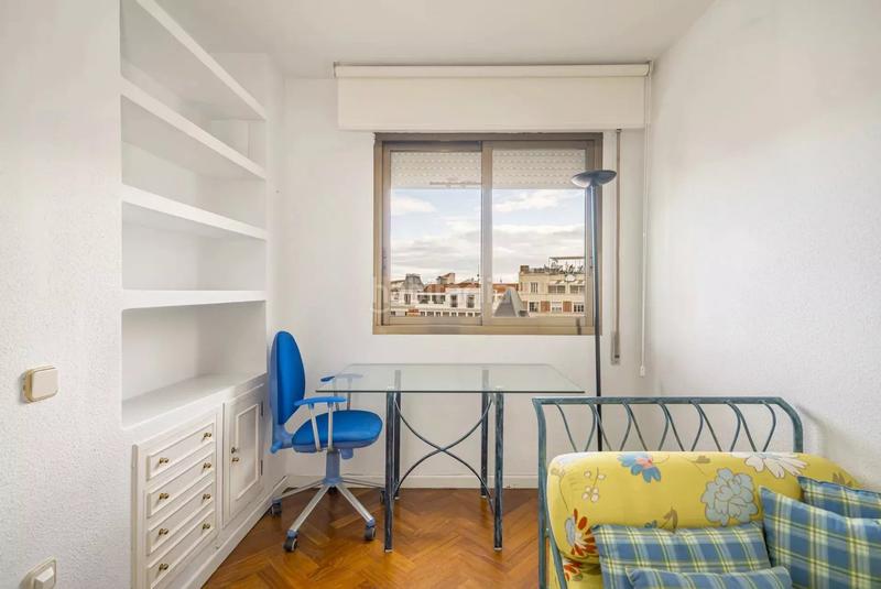 Foto f857812a-a5e4-48e6-8e1d-d6e9c3cdcc83. Piso en Sol Madrid