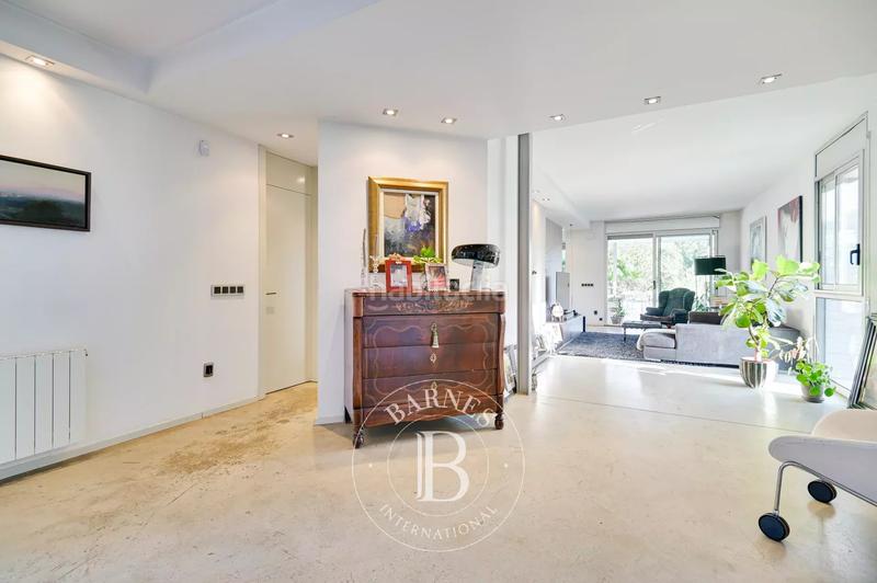 Foto 546fae6a-30ad-45f0-a67e-60299cce20f8. Casa con parcheggio piscina in Palau Girona